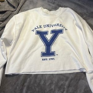 yale long sleeve crop top (never worn)